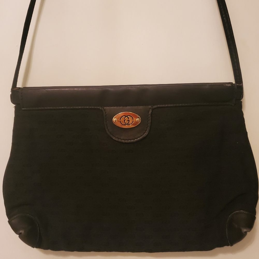 Gucci Vintage Crossbody Shoulder Bag Clutch